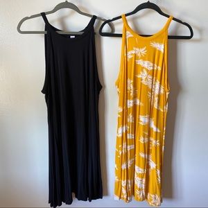 Sleeveless dress set of 2